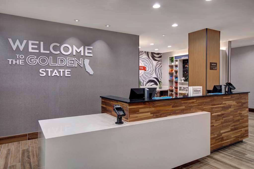 Hampton Inn & Suites Ontario Rancho Cucamonga Eksteriør billede
