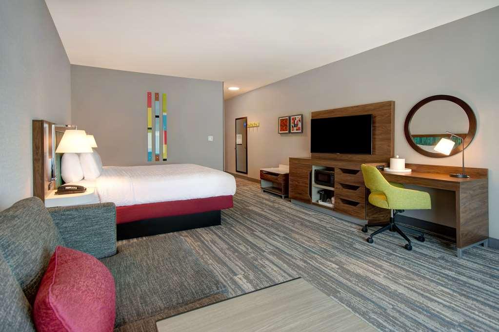 Hampton Inn & Suites Ontario Rancho Cucamonga Værelse billede
