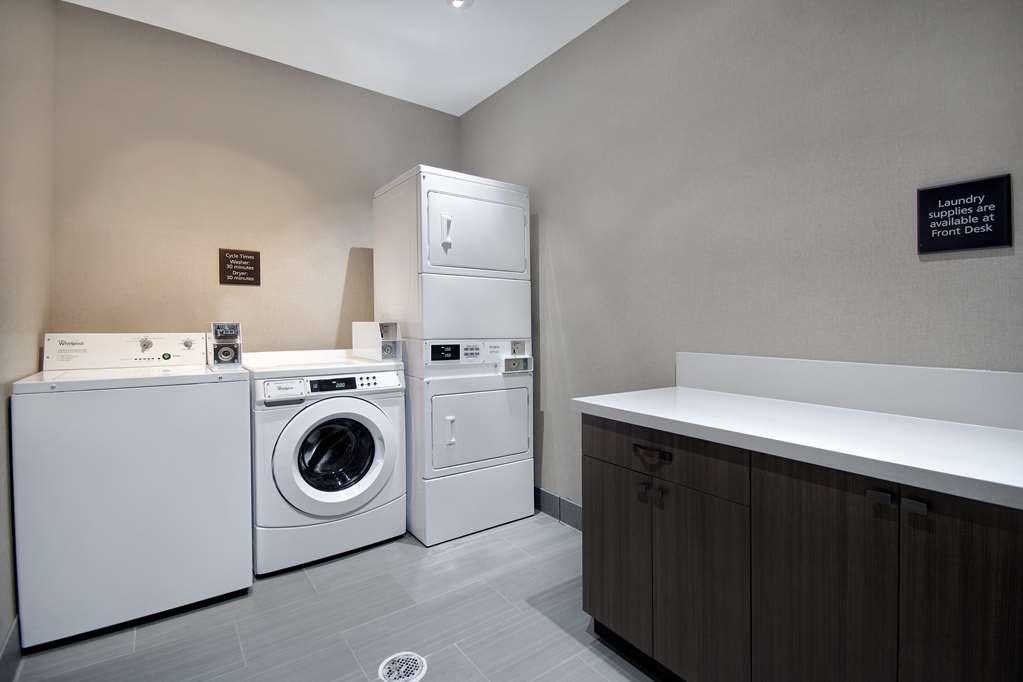 Hampton Inn & Suites Ontario Rancho Cucamonga Faciliteter billede