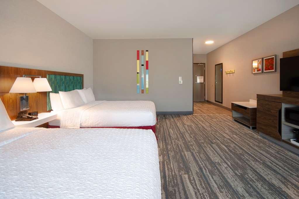 Hampton Inn & Suites Ontario Rancho Cucamonga Værelse billede